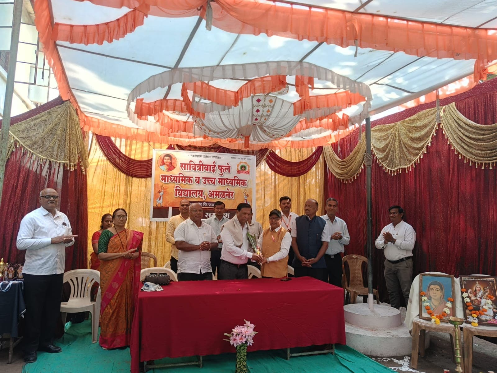 “सावीत्रीबाई फुले विद्यालयात निरोप, सत्कार व गुणगौरव सोहळा उत्साहात संपन्न”